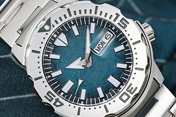 成都劳力士手表机芯洗油价格